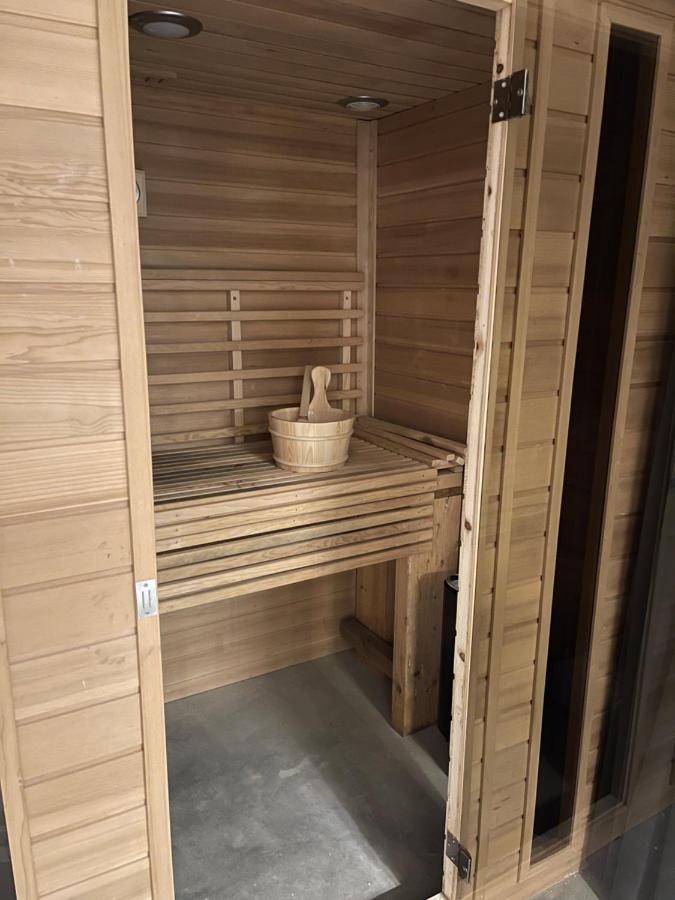 Bed & Breakfast Vannienke Tersoal 외부 사진